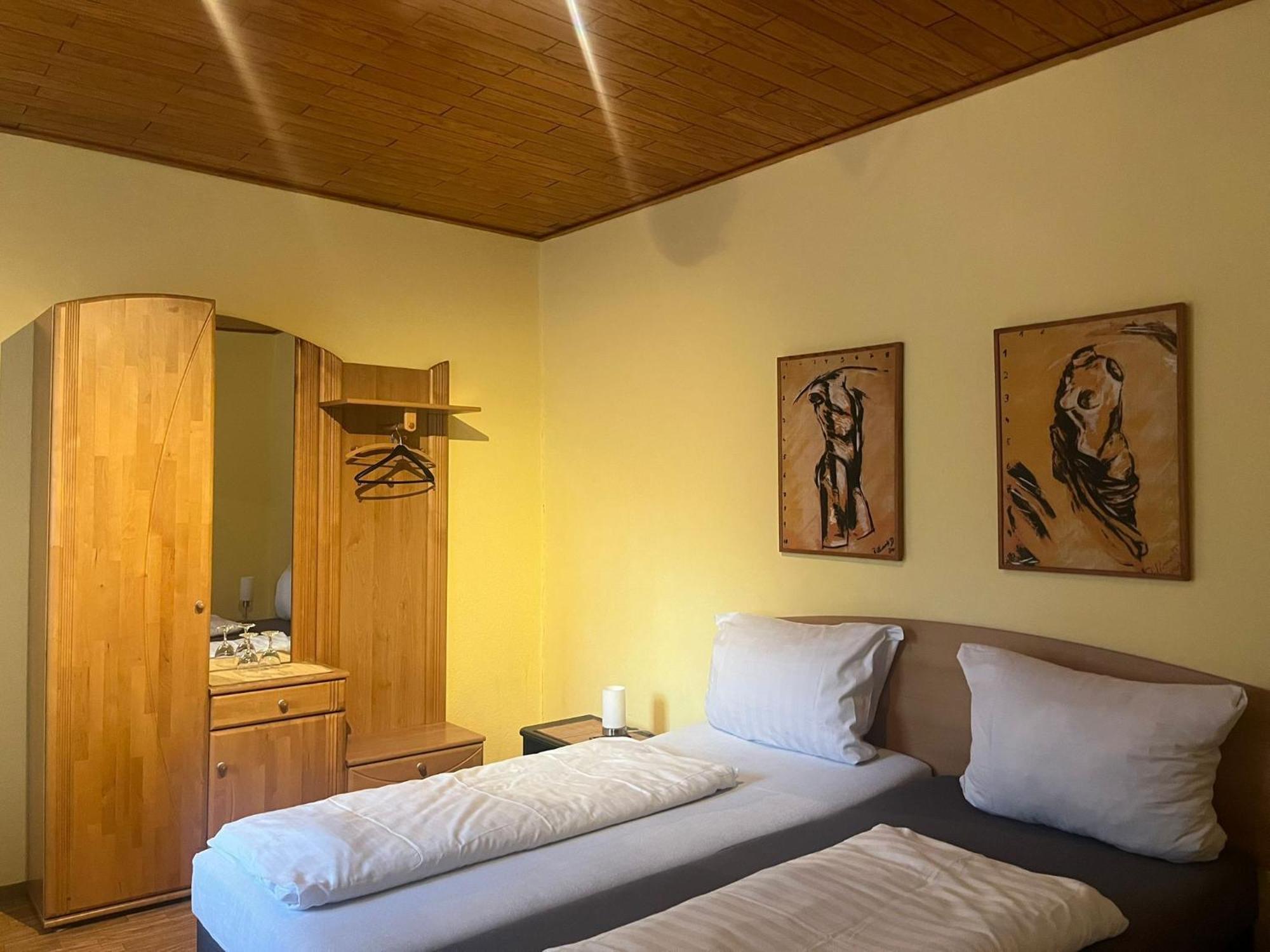 Danis Schlossschaenke Simmern Room photo